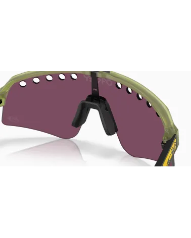 Oakley Sutro Lite Sweep occhiali sole sportivi
