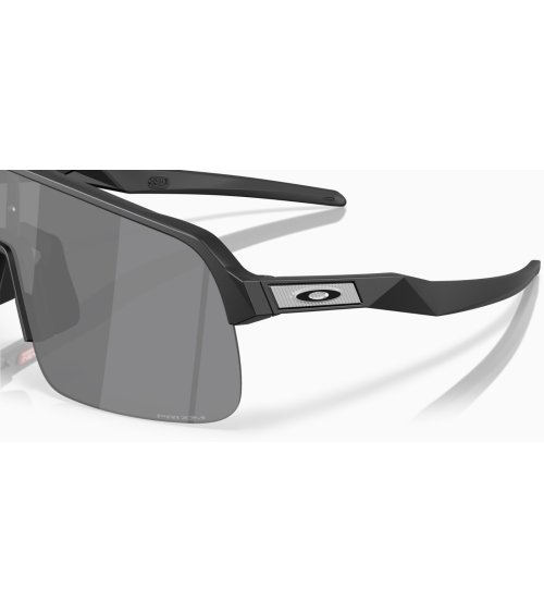 Oakley Sutro Lite S sports sunglasses