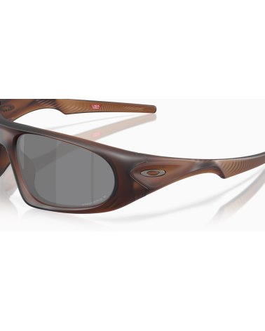 Oakley wraparound sports sunglasses