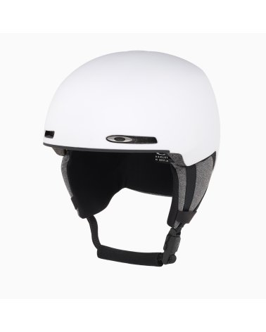 Oakley sports helmet with adjustable strap
