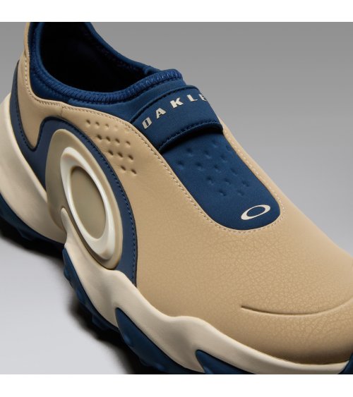 Low slip-on sneakers Oakley