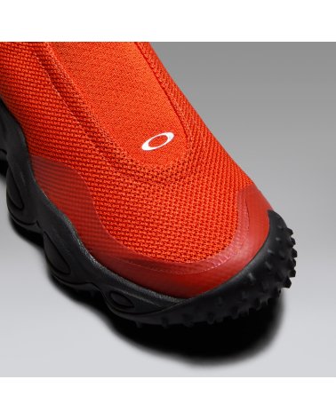 Oakley Eon Shift slip-on sneakers