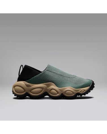 Oakley Eon Shift baskets slip-on