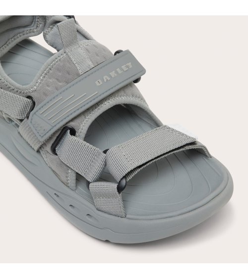 Oakley Studio Sandal con correas ajustables