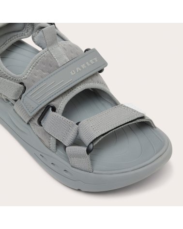 Oakley Studio Sandal con correas ajustables
