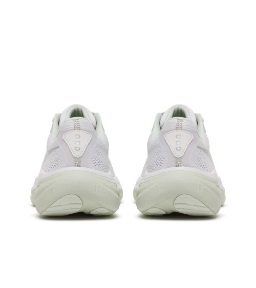 Saucony Ride 19 neutral running shoe