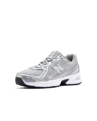 New Balance 740 low sneakers