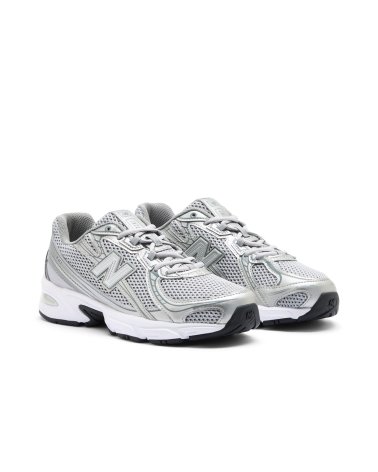 New Balance 740 low sneakers