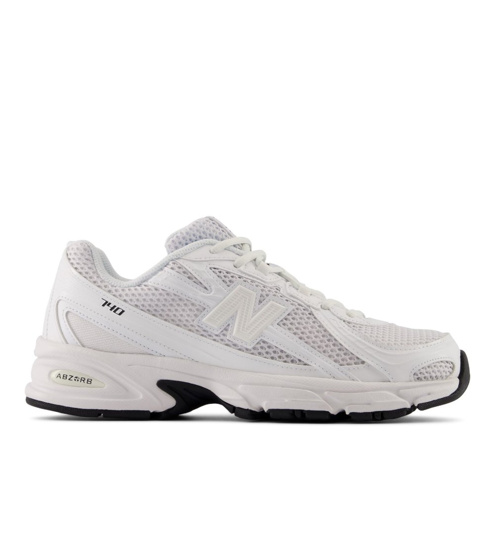 New Balance 740 low sneakers