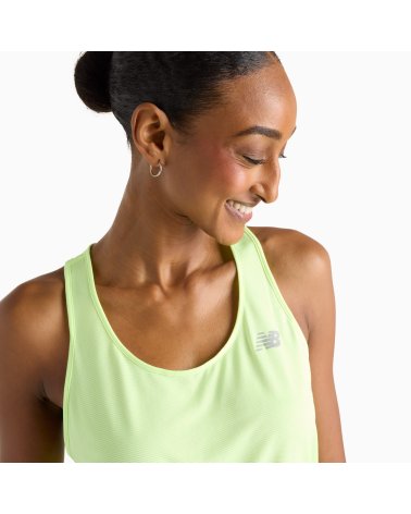 New Balance top de entrenamiento