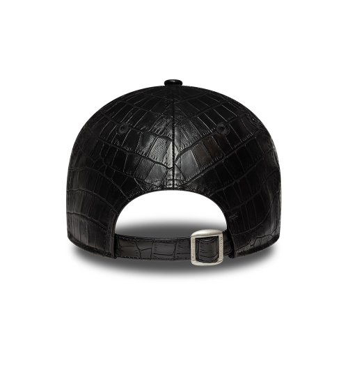New Era curved visor leather effect cap