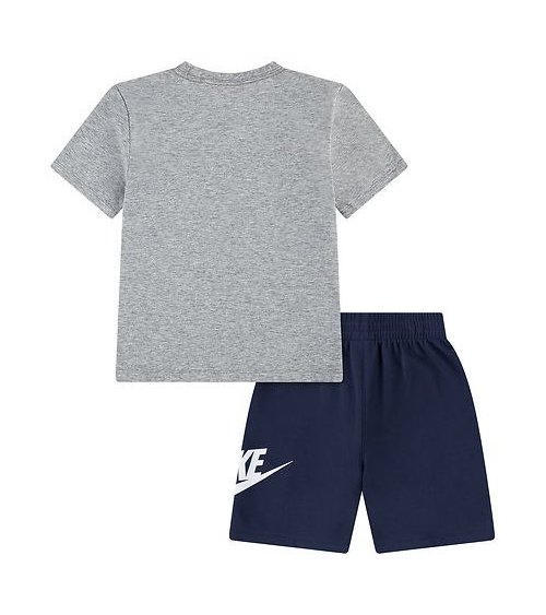 Nike Trainingsanzug T-Shirt und Shorts