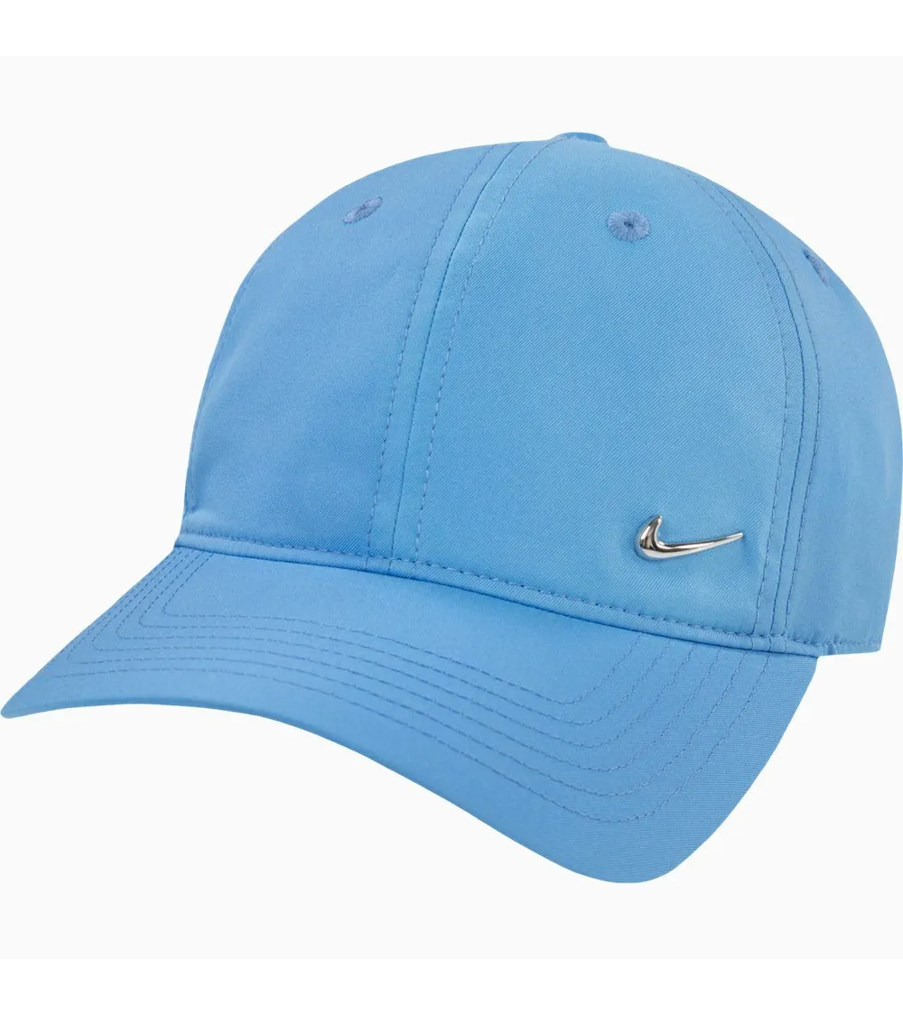 Gorra Nike Dri-Fit Metal Swoosh Club con visera