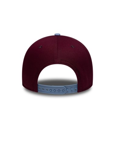 Gorra New Era con león bordado