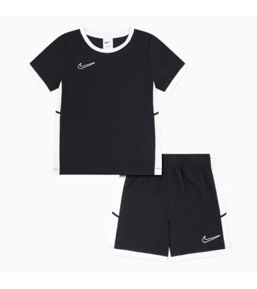 Nike Trainingsanzug T-Shirt und Shorts