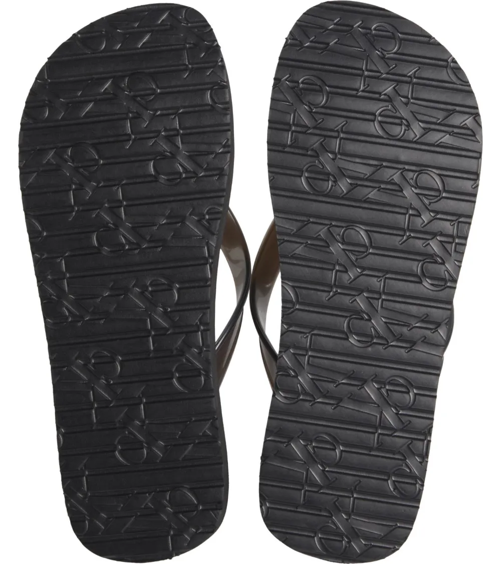 Calvin Klein chanclas suela gruesa