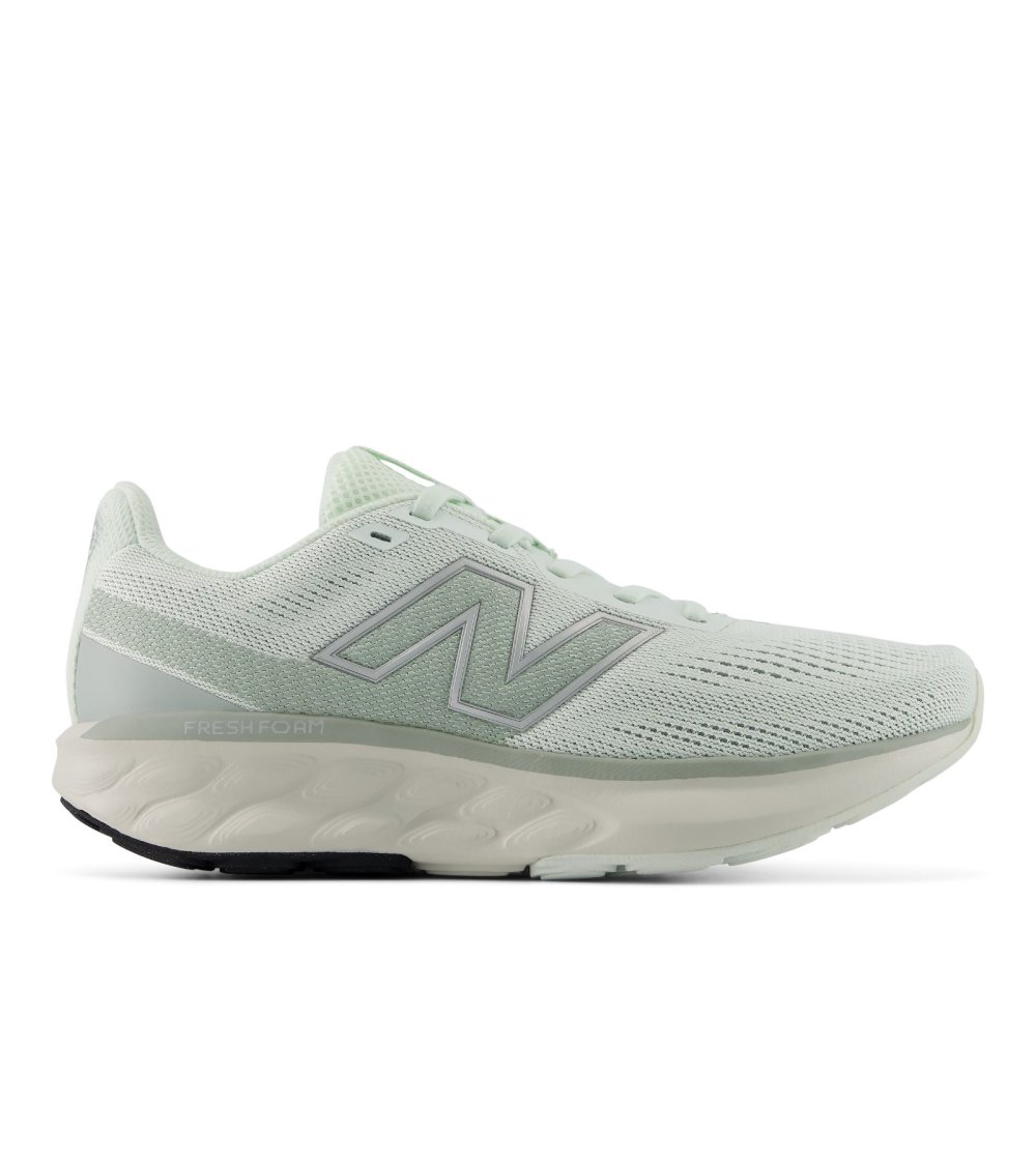 New Balance 411v3 running shoes