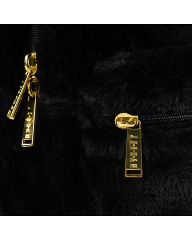 Mochila Nike con bolsillo frontal y cremallera