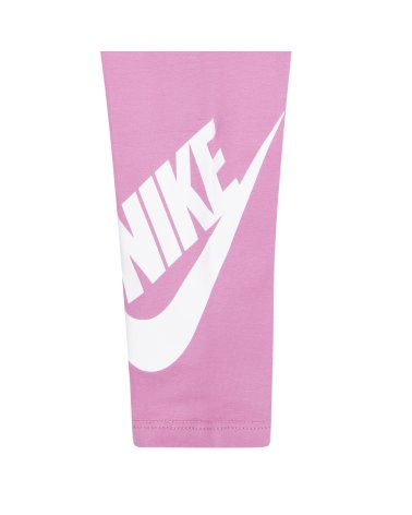 Nike Club Shorts