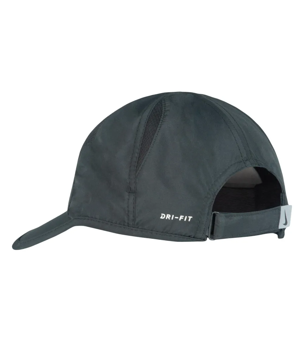 Gorra Nike Featherlight con visera