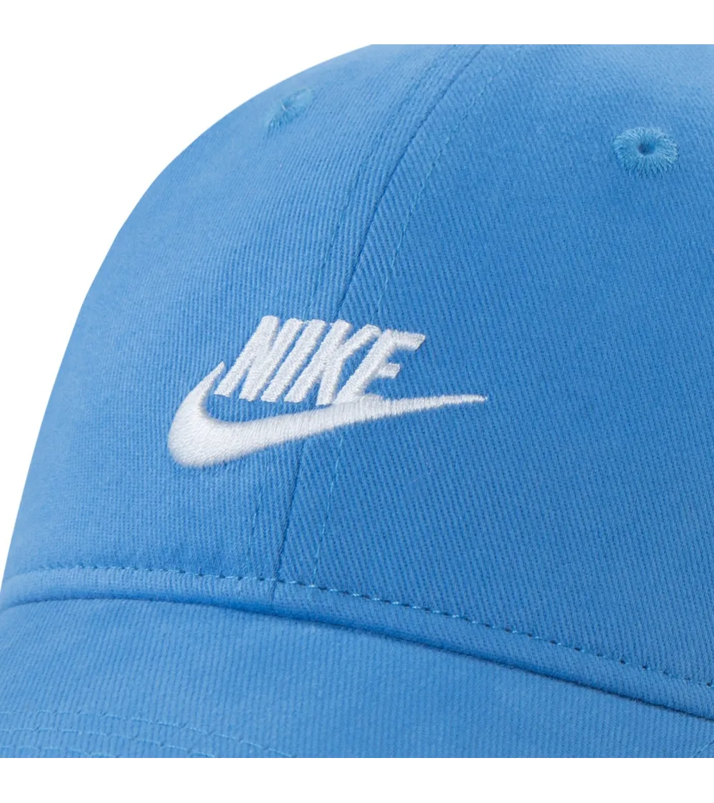 Gorra Nike Futura con visera curva