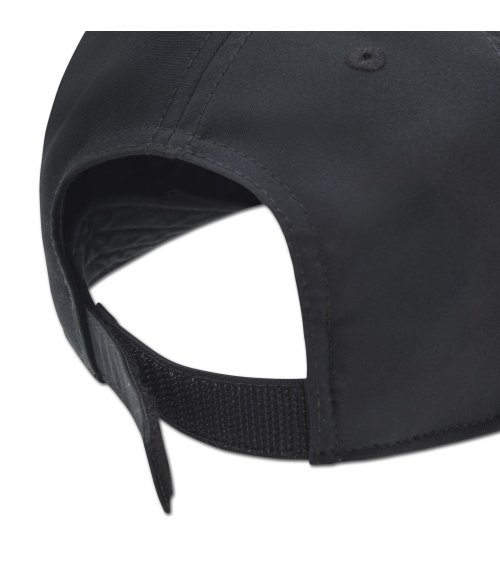 Gorra Nike Dri-Fit Metal Swoosh Club con visera
