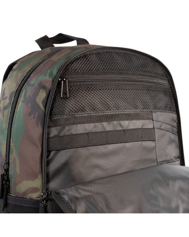 Sac à dos Nike avec poche frontale et bretelles réglables
