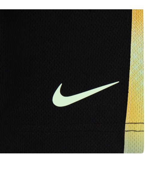 Nike conjunto de camiseta y pantalones cortos para niños