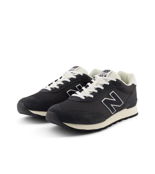 New Balance baskets basses en mesh et daim