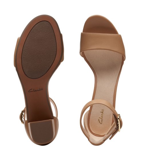 Clarks Deva Mae scarpe con tacco medio
