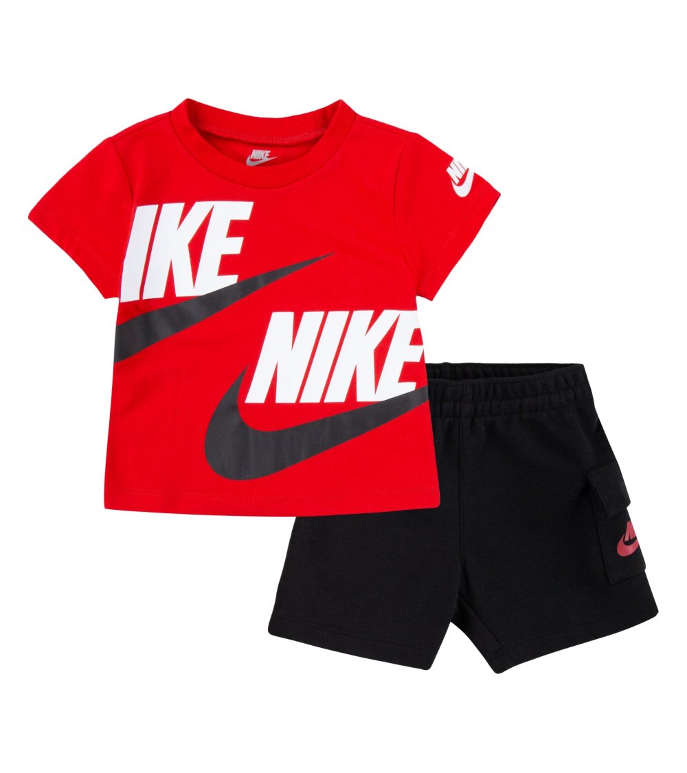 Nike set maglietta e pantaloncini