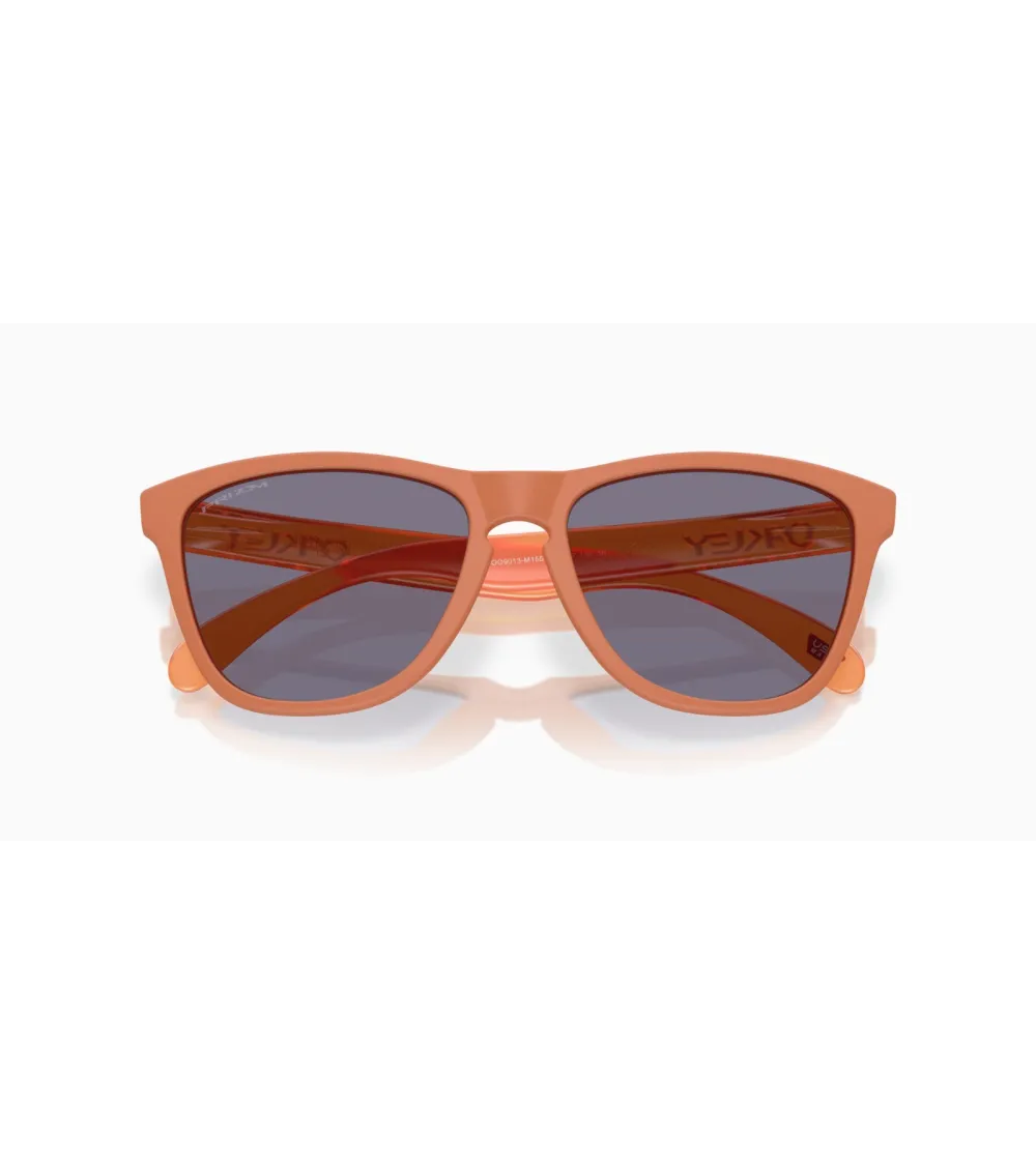 Oakley Frogskins sport sunglasses