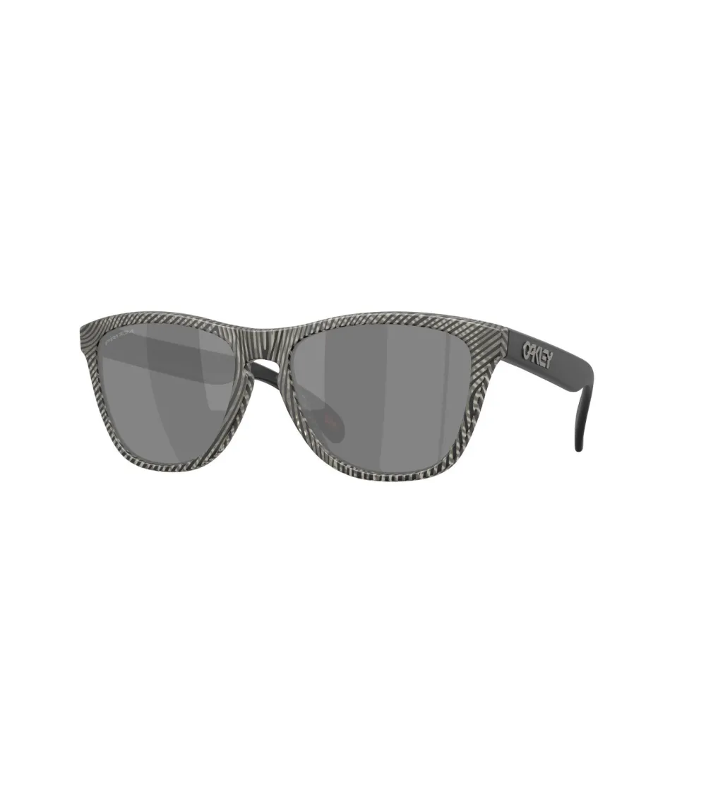 Oakley Frogskins sport sunglasses