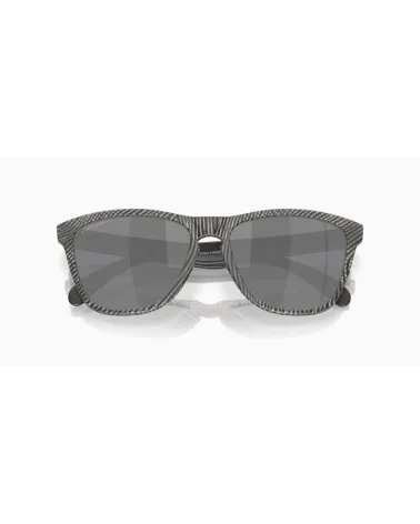 Oakley Frogskins sport sunglasses