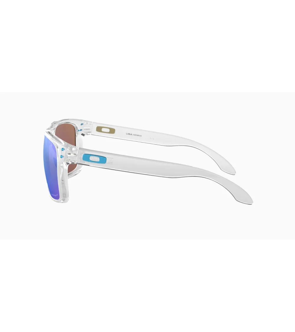 Oakley Holbrook XL sporty sunglasses
