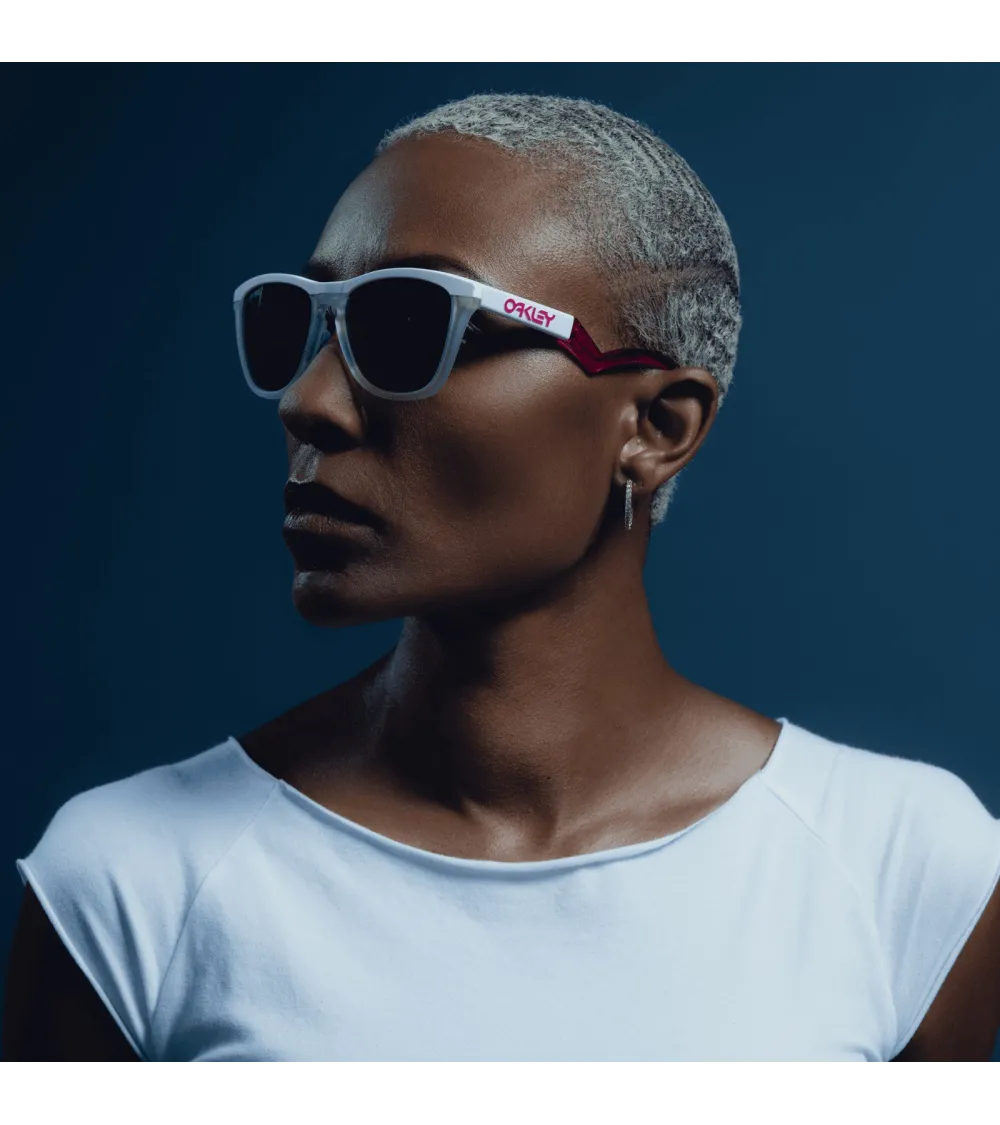 Oakley Frogskins Hybrid sports sunglasses