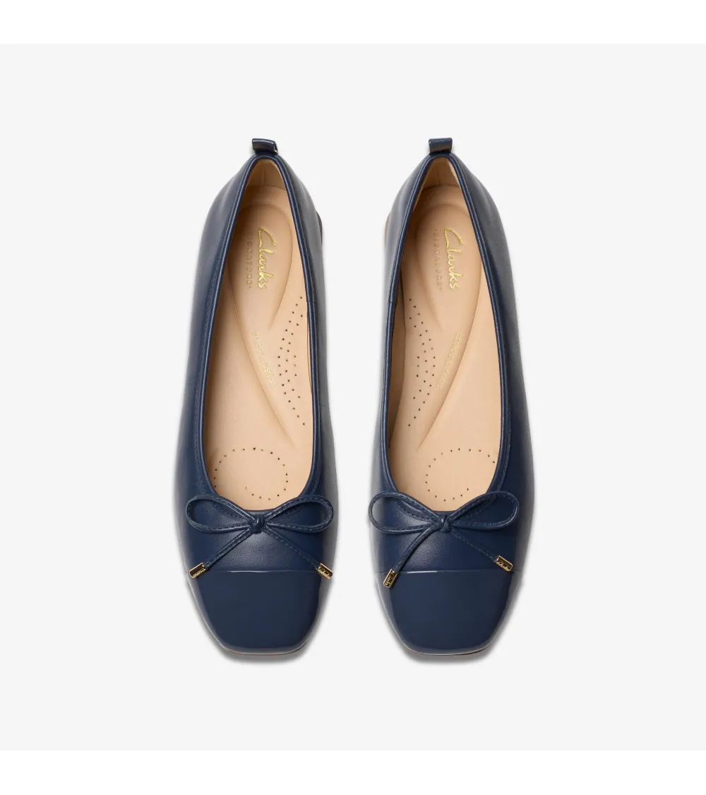 Clarks Ubree15 Poppy Ballet Flats | Fuix