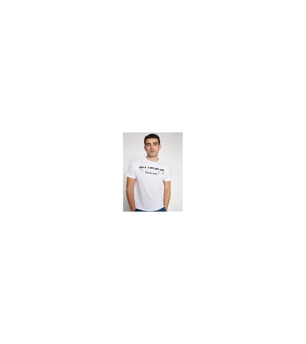 Guess short sleeve T-shirt with front logo