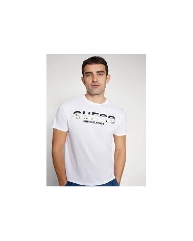 Guess short sleeve T-shirt with front logo