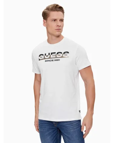 Guess short sleeve T-shirt with front logo