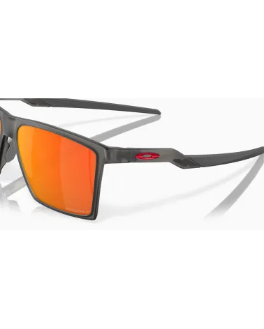 Oakley Futurity lunettes de soleil sportives