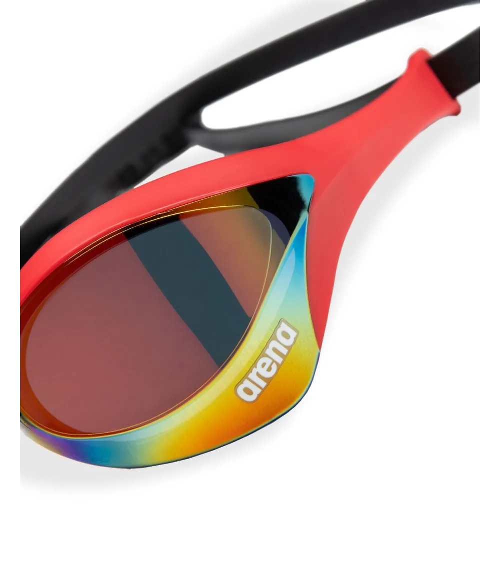 Arena Cobra Ultra Swipe occhialini da nuoto