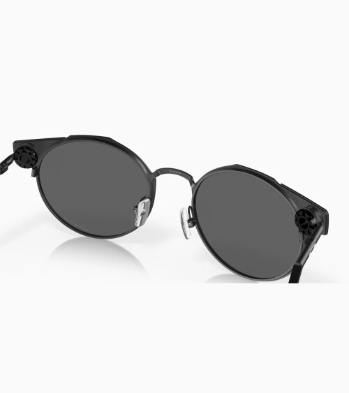Oakley Deadbolt round sunglasses