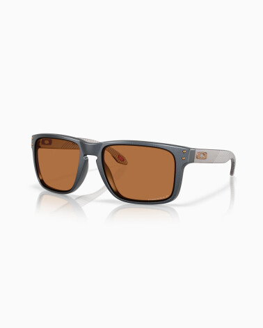 Oakley Holbrook XL sporty sunglasses