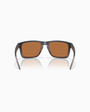 Oakley Holbrook XL sporty sunglasses