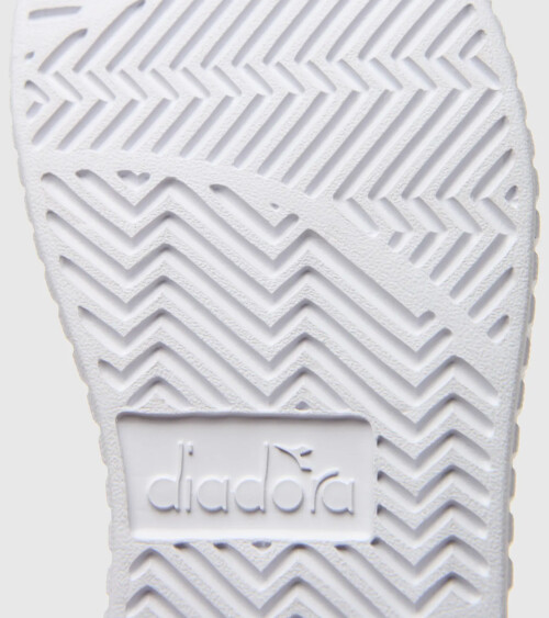 Diadora baskets basses avec lacets