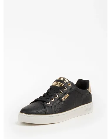 Guess baskets basses Beckie