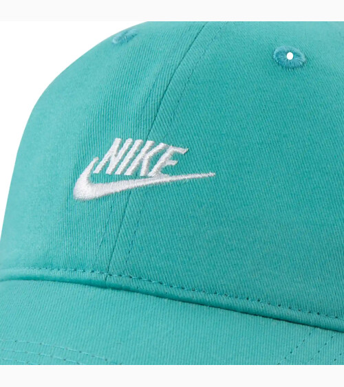 Gorra Nike Futura con visera curva