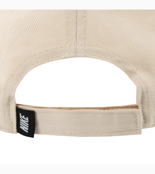 Gorra Nike Futura con visera curva
