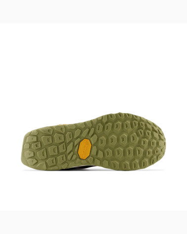 New Balance scarpe trail running con suola Vibram
